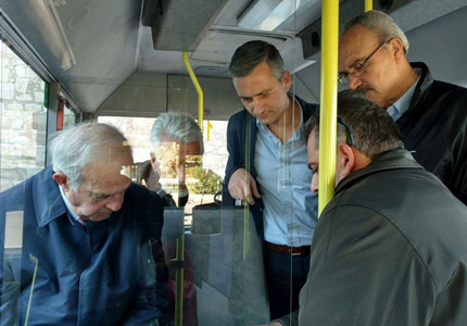 Ευέλικτες διαδρομές με μίνι μπας που θα συνδέουν την παραλιακή με το κέντρο της πόλης σχεδιάζει ο Δήμος Ηρακλείου με το αστικό ΚΤΕΛ
