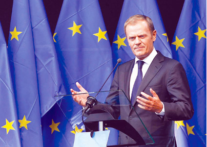 Ο Ντόναλντ Τουσκ είναι το μαύρο πρόβατο για την κυβέρνηση της χώρας του